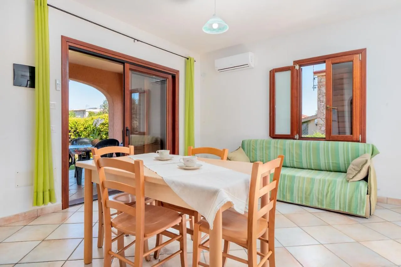 Villetta Bifamiliare San Teodoro  Holiday home